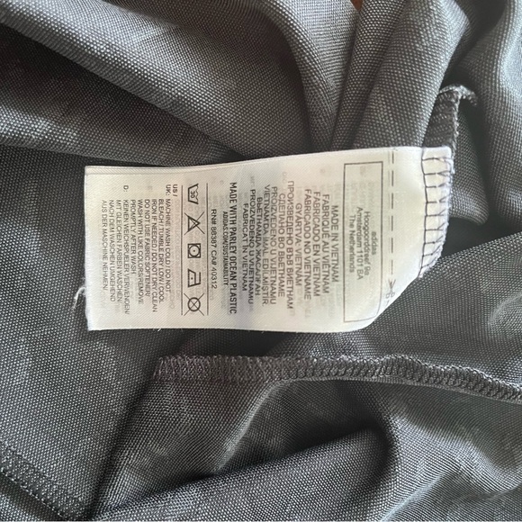 ⛳ Adidas x Disney Golf Primeblue Tank - Women’s M 🏌️♀️ Black 🖤 - Picture 8 of 11